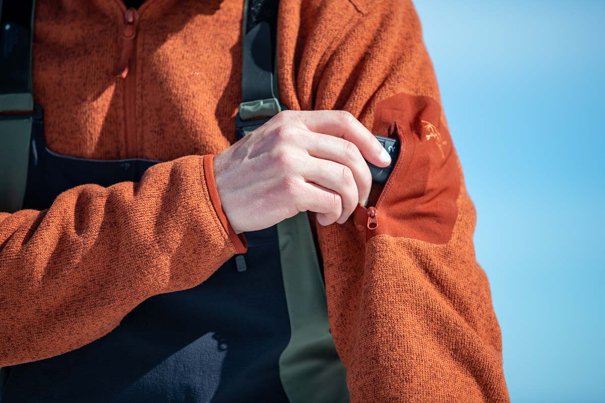 Arm zip pocket on Arc'teryx Covert Cardigan fleece